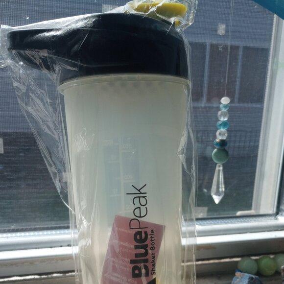 Blue Peak shaker bottle 20oz yellow/black New Sealed! - Picture 1 of 6